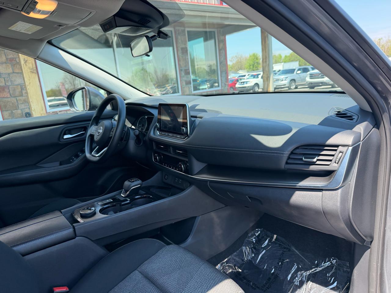 Nissan Rogue AWD SV 2024