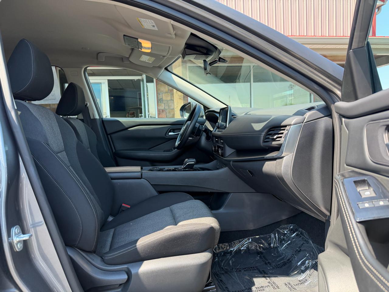 Nissan Rogue AWD SV 2024