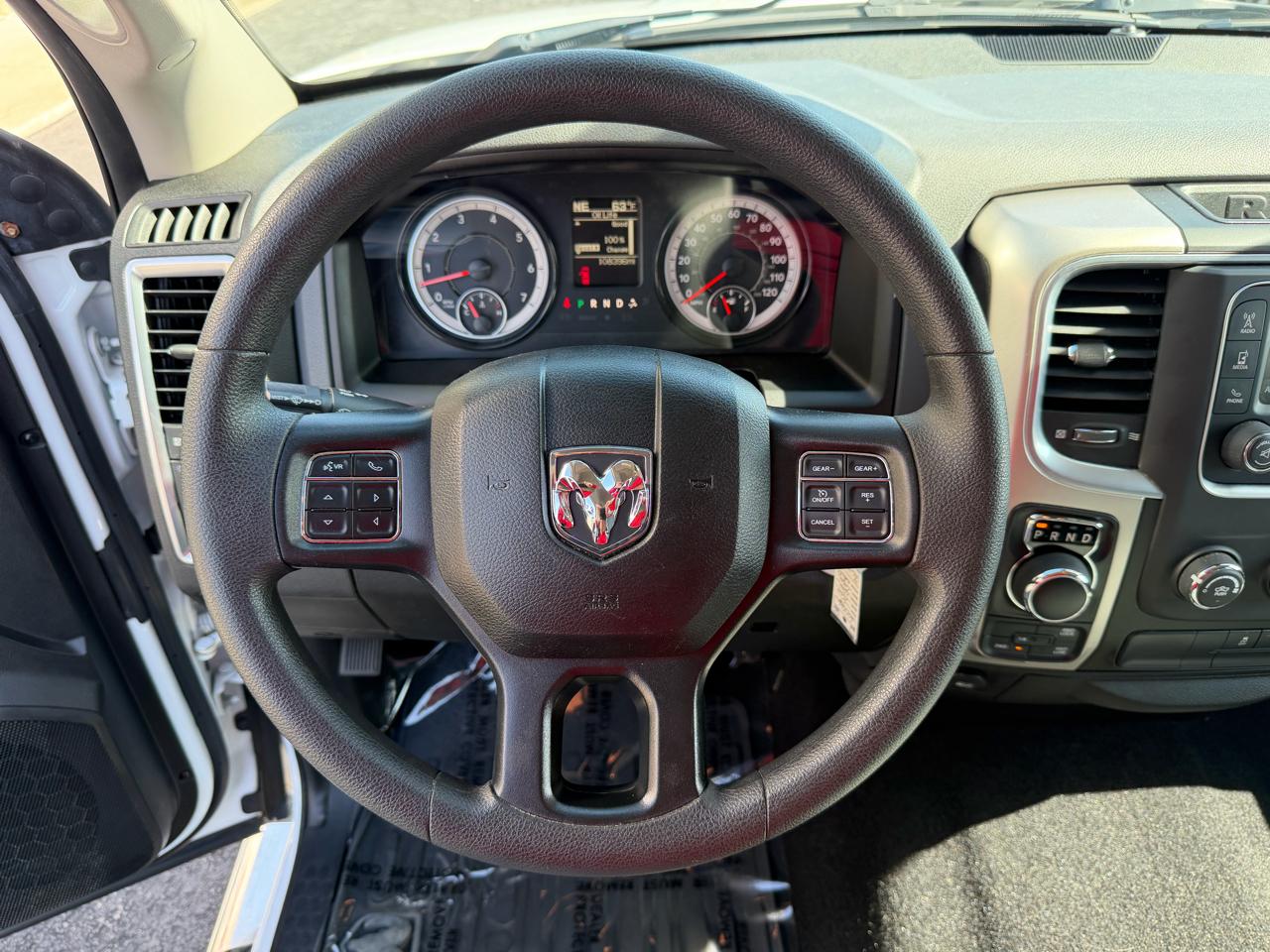 RAM 1500 Classic SLT 4x4 Crew Cab 5'7" Box 2019