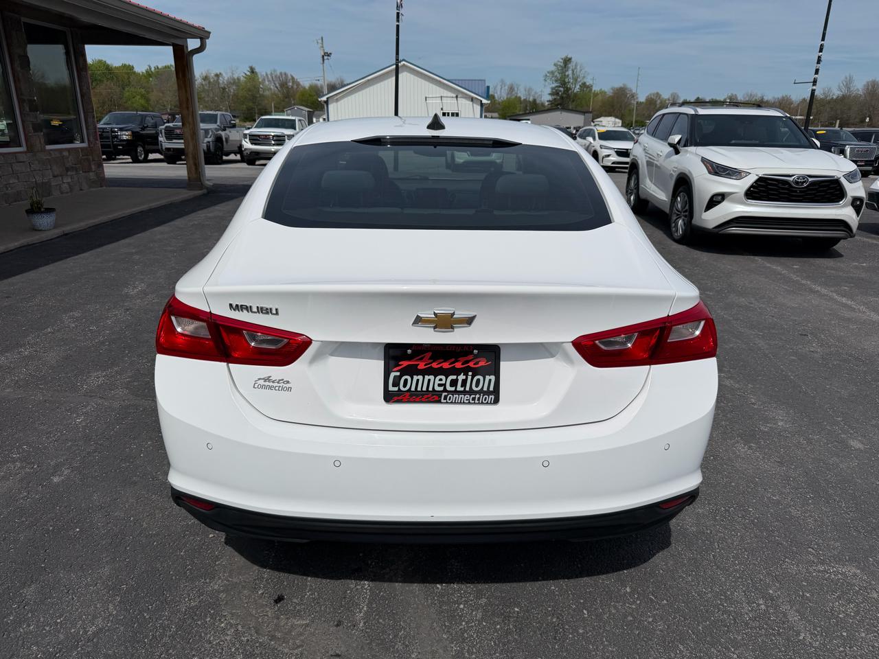 Chevrolet Malibu 4dr Sdn LS w/1FL 2020