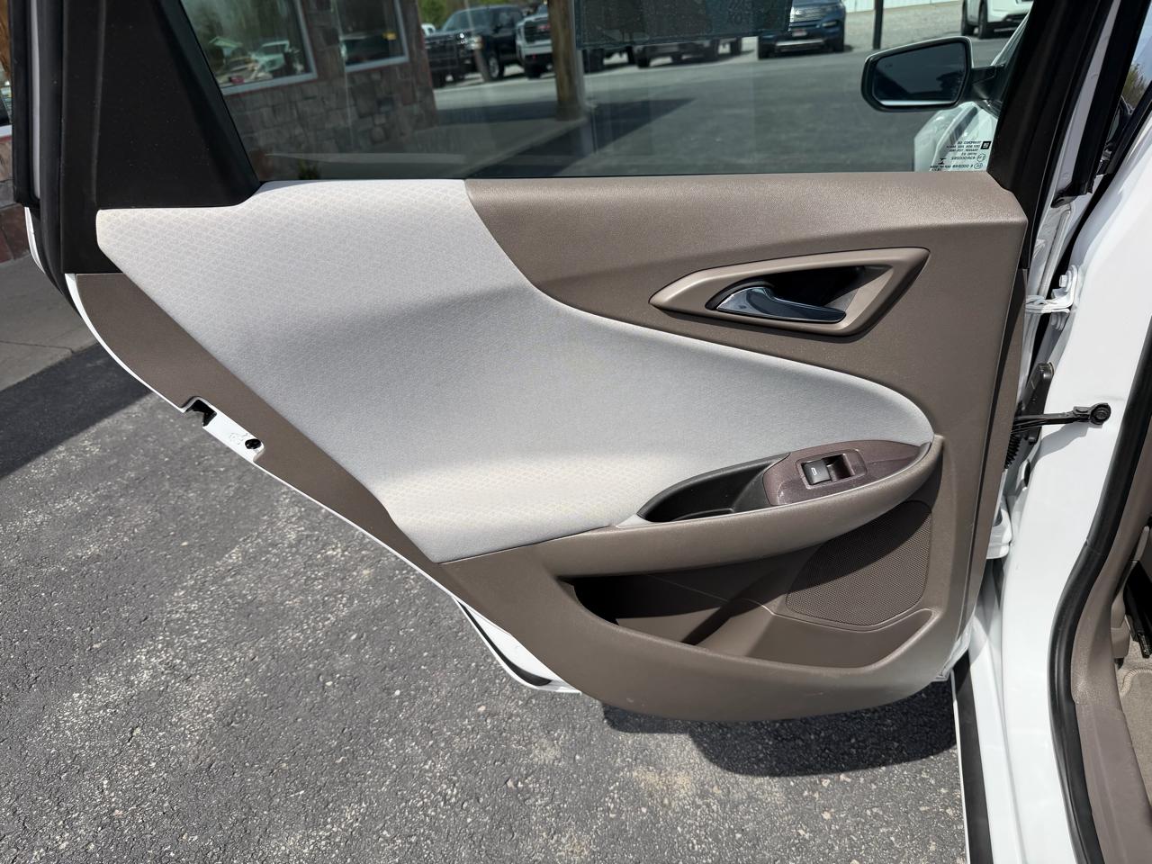 Chevrolet Malibu 4dr Sdn LS w/1FL 2020