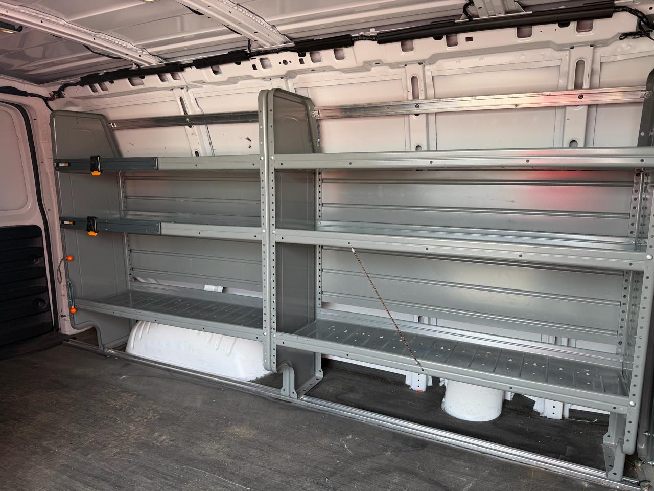 Chevrolet Express Cargo Van RWD 2500 135" 2021