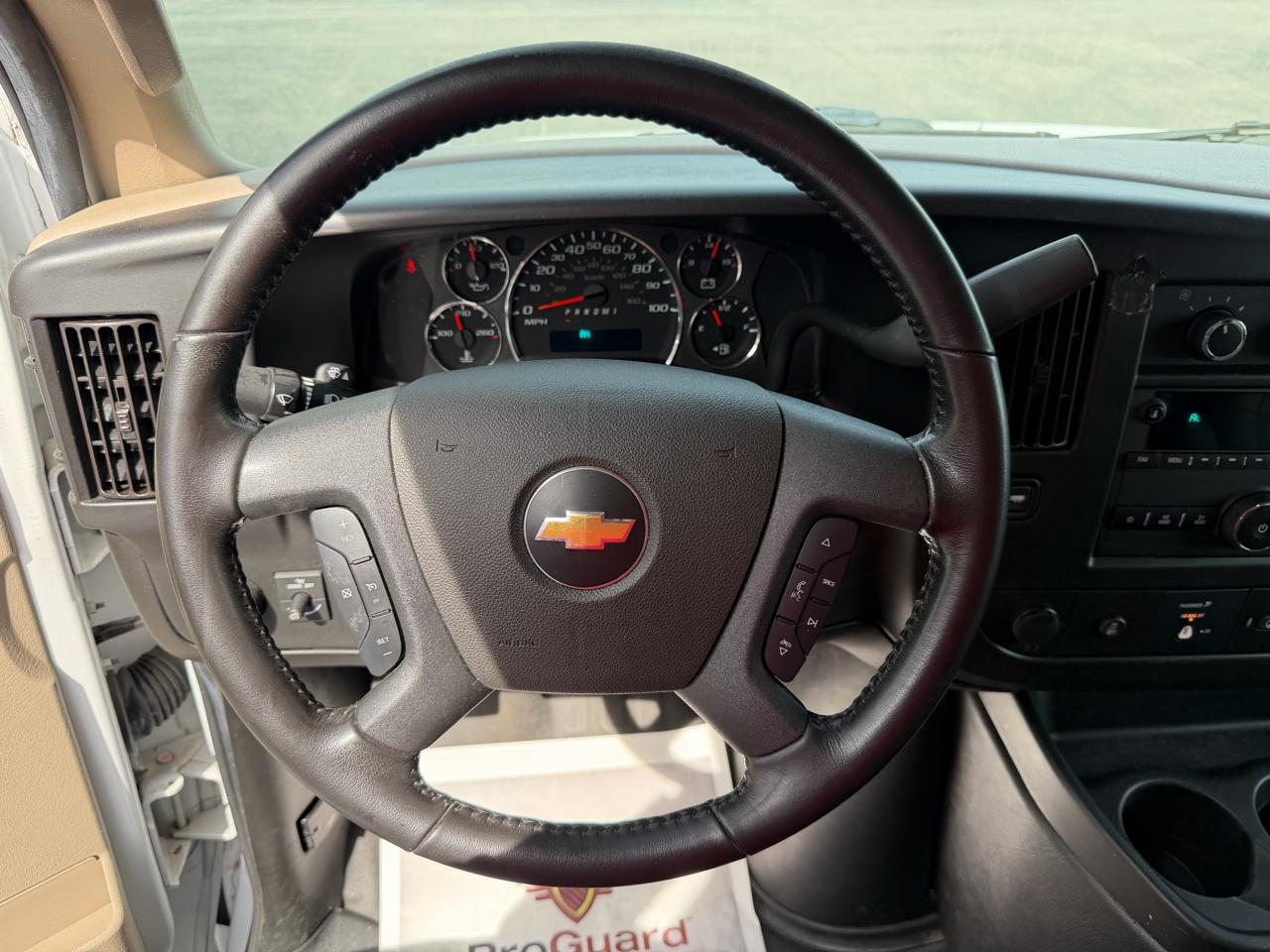 Chevrolet Express Cargo Van RWD 2500 135" 2021