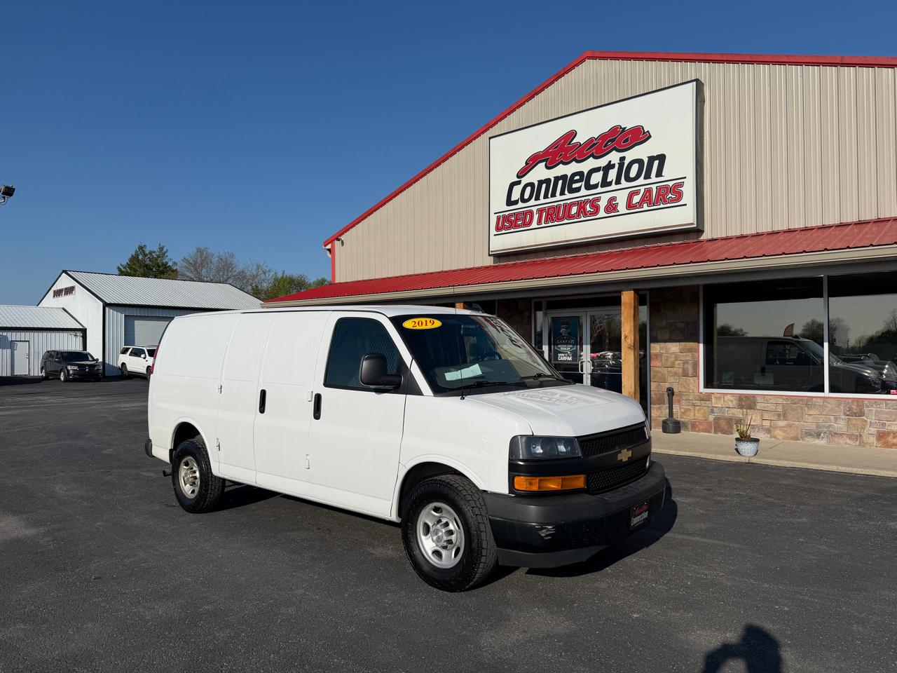 2019 Chevrolet Express Cargo Van RWD 2500 135"