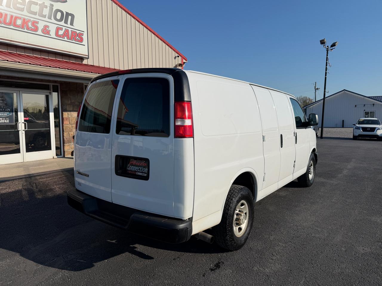 Chevrolet Express Cargo Van RWD 2500 135" 2019