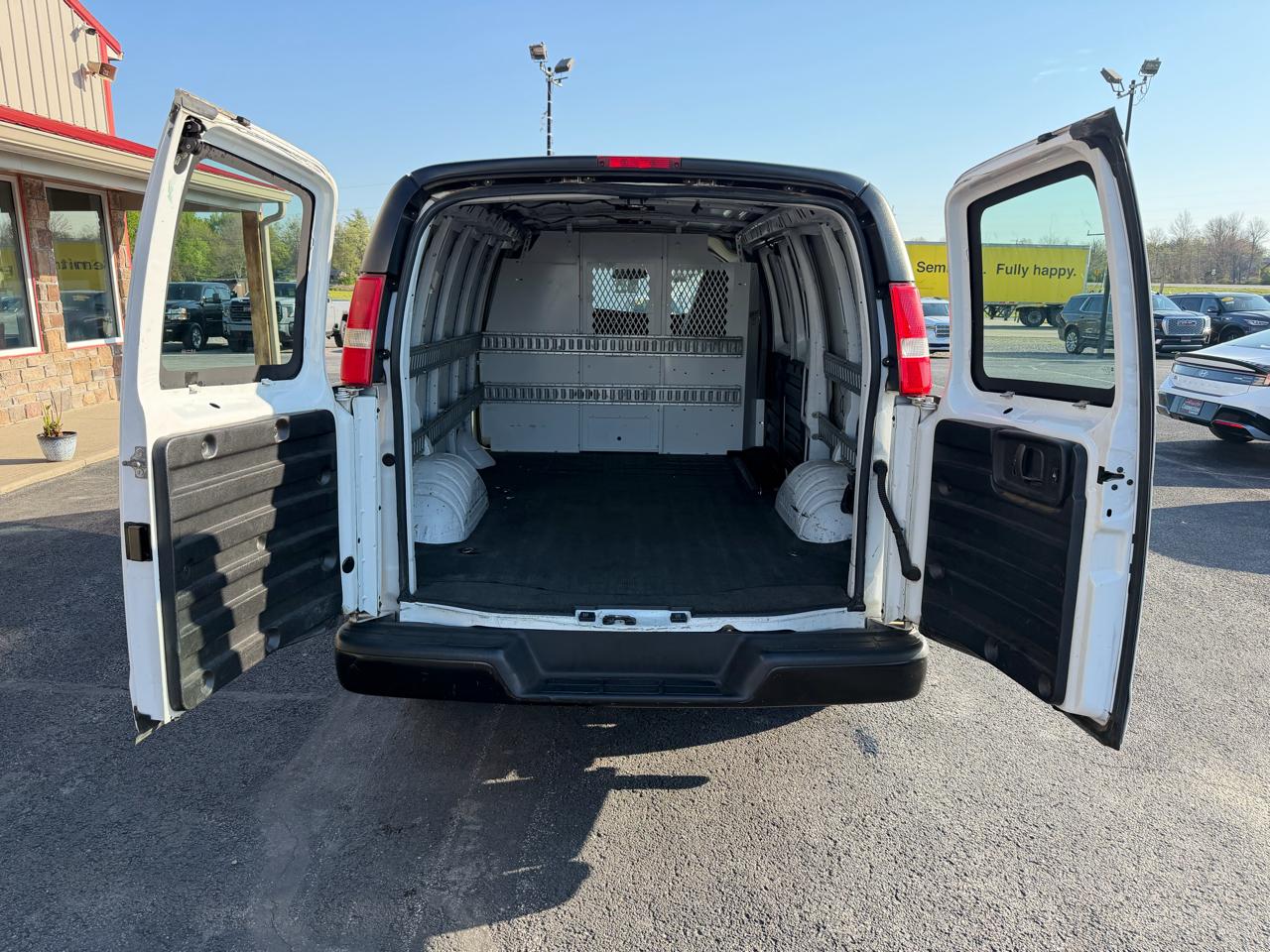 Chevrolet Express Cargo Van RWD 2500 135" 2019