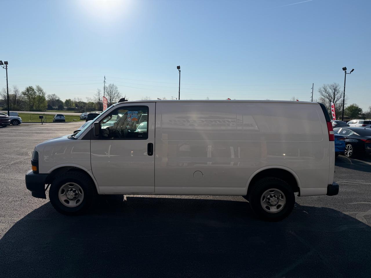 Chevrolet Express Cargo Van RWD 2500 135" 2019
