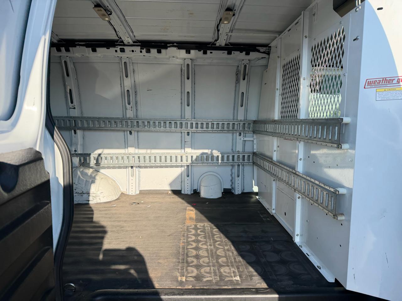 Chevrolet Express Cargo Van RWD 2500 135" 2019