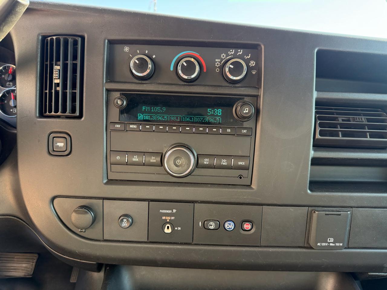 Chevrolet Express Cargo Van RWD 2500 135" 2019