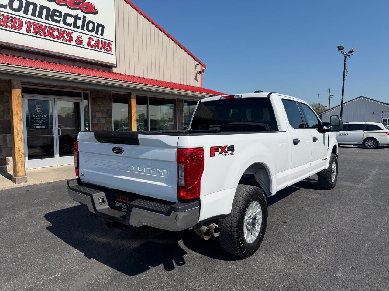 Ford Super Duty F-250 SRW XLT 4WD Crew Cab 8' Box 2022