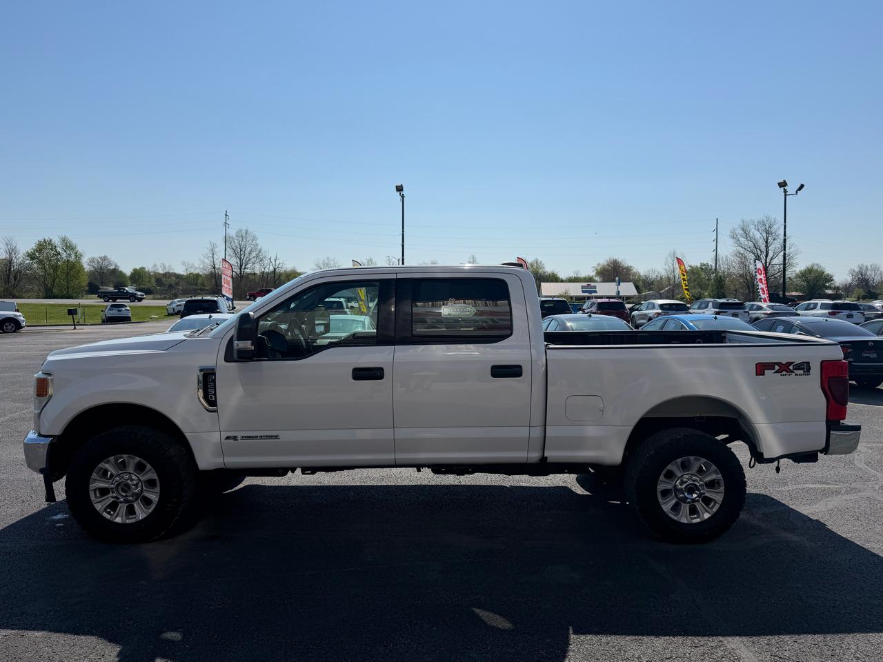 Ford Super Duty F-250 SRW XLT 4WD Crew Cab 8' Box 2022