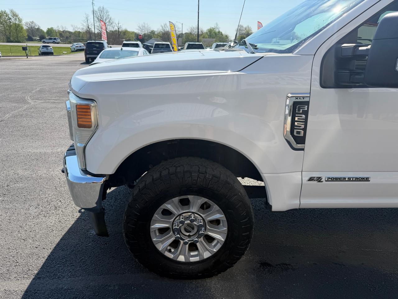 Ford Super Duty F-250 SRW XLT 4WD Crew Cab 8' Box 2022