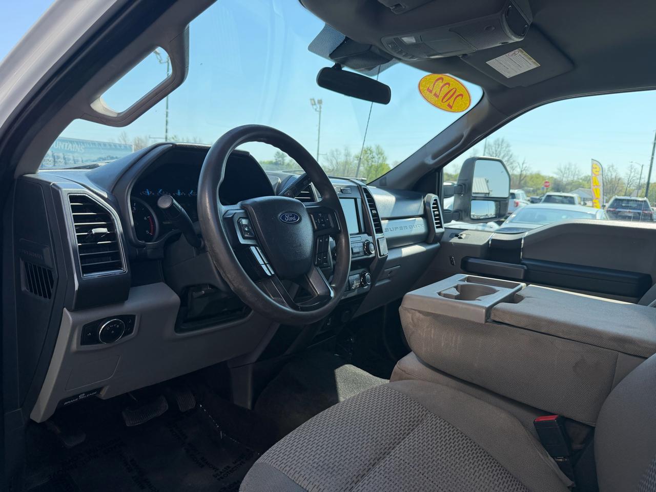 Ford Super Duty F-250 SRW XLT 4WD Crew Cab 8' Box 2022