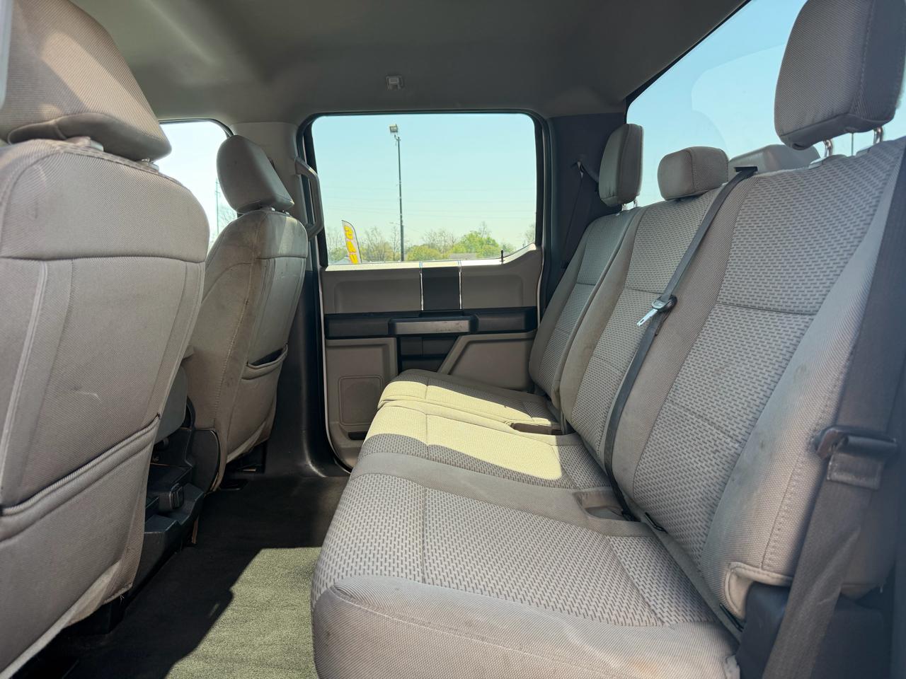 Ford Super Duty F-250 SRW XLT 4WD Crew Cab 8' Box 2022