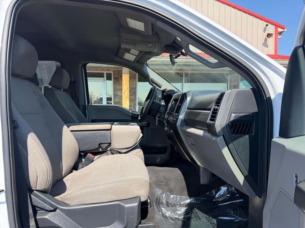 Ford Super Duty F-250 SRW XLT 4WD Crew Cab 8' Box 2022