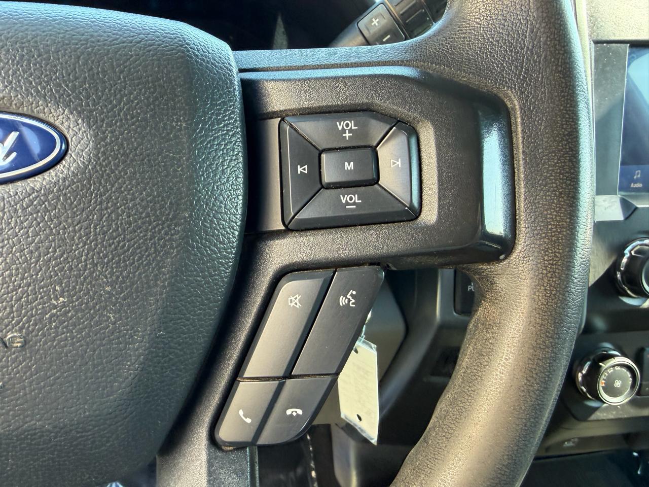 Ford Super Duty F-250 SRW XLT 4WD Crew Cab 8' Box 2022