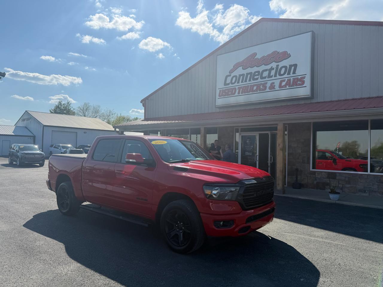 RAM 1500 Big Horn 4x4 Crew Cab 5'7" Box 2020