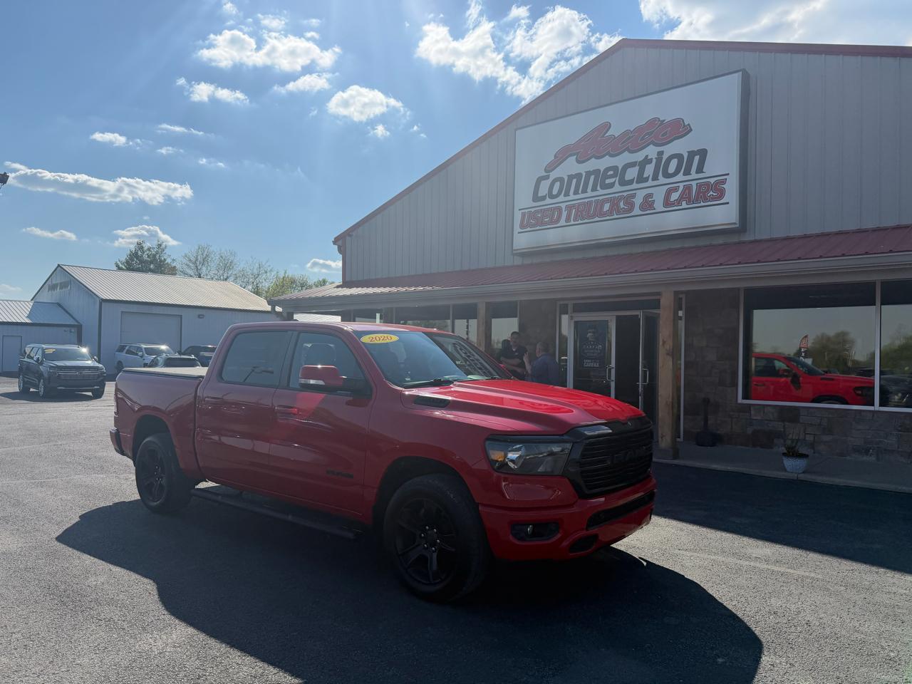 RAM 1500 Big Horn 4x4 Crew Cab 5'7" Box 2020