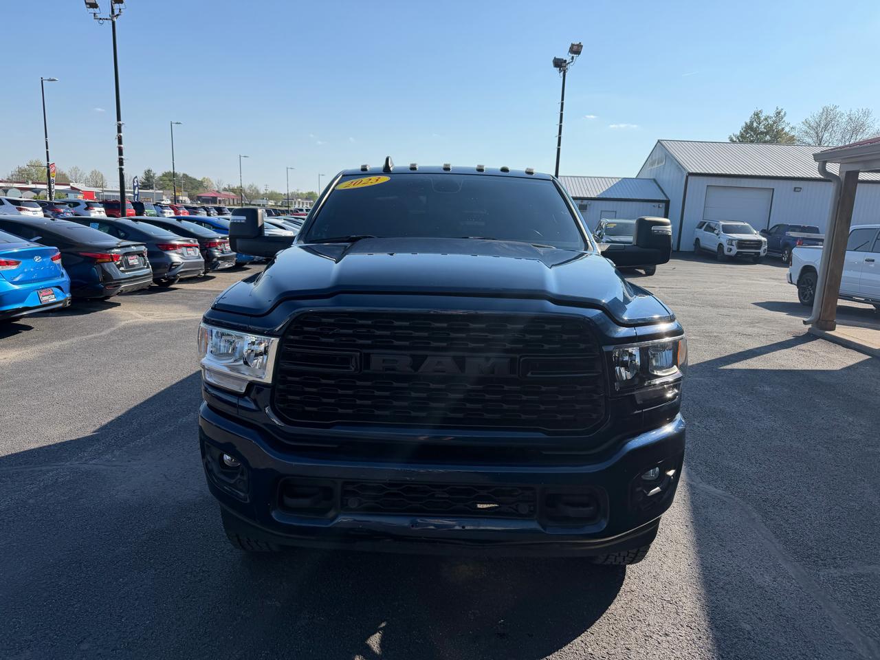 RAM 2500 Big Horn 4x4 Crew Cab 6'4" Box 2023