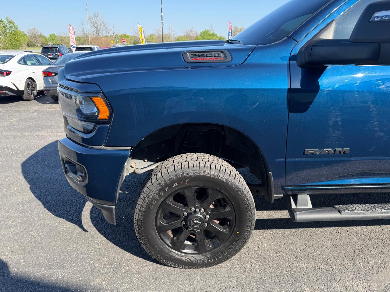 RAM 2500 Big Horn 4x4 Crew Cab 6'4" Box 2023