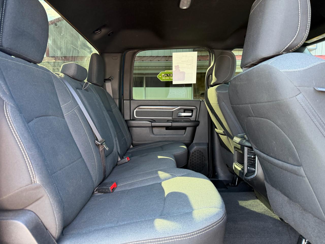 RAM 2500 Big Horn 4x4 Crew Cab 6'4" Box 2023