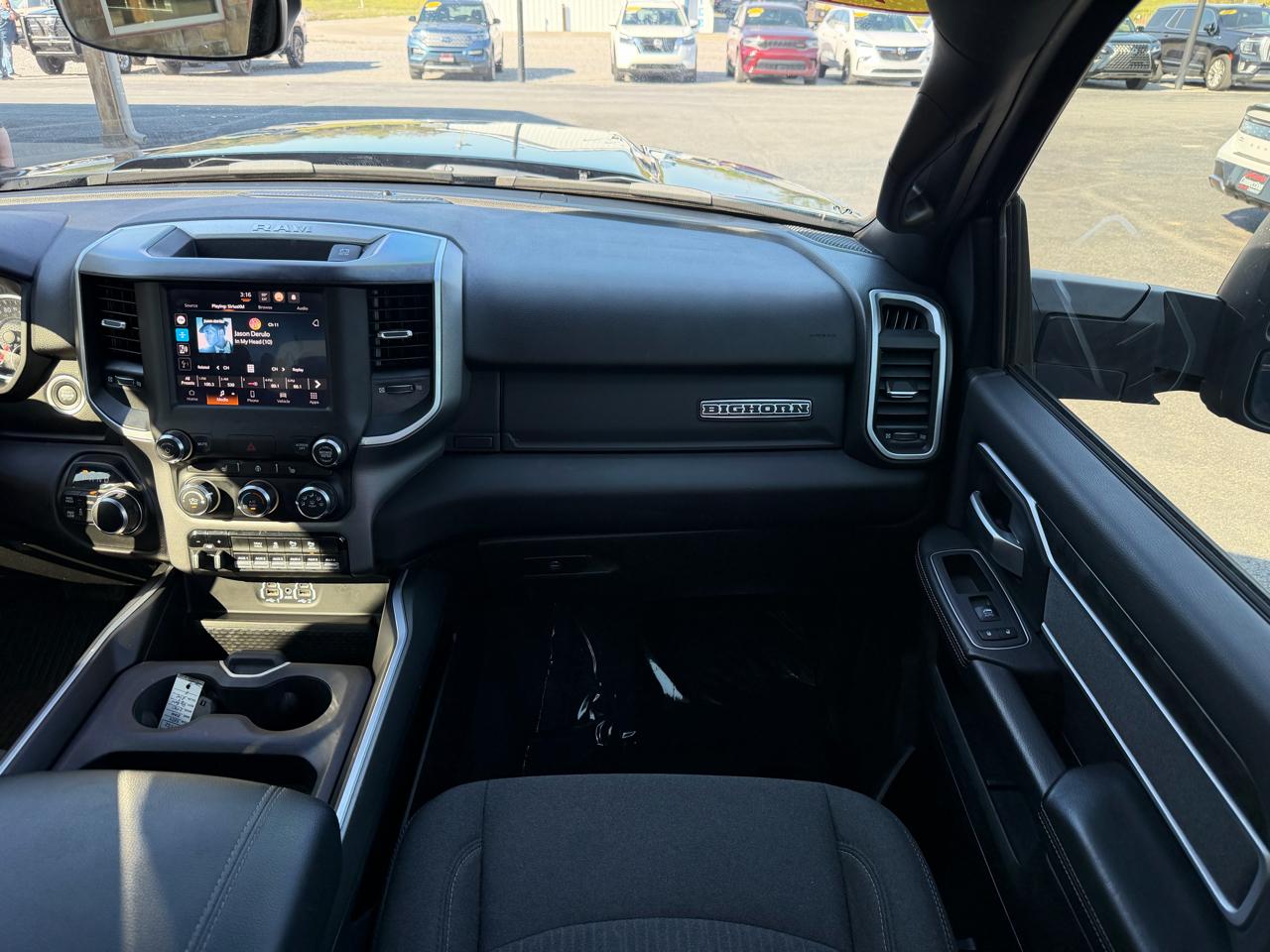 RAM 2500 Big Horn 4x4 Crew Cab 6'4" Box 2023