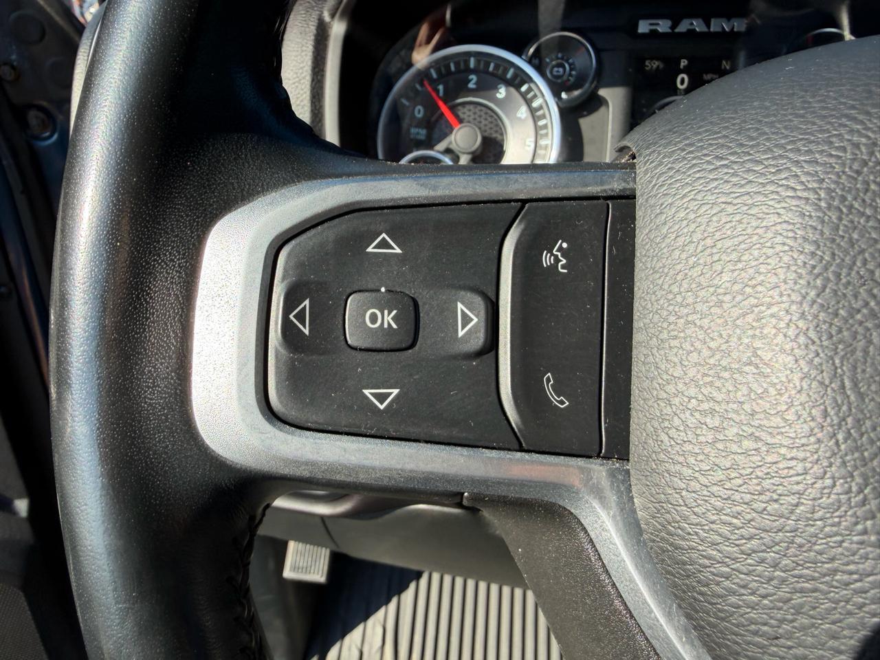 RAM 2500 Big Horn 4x4 Crew Cab 6'4" Box 2023