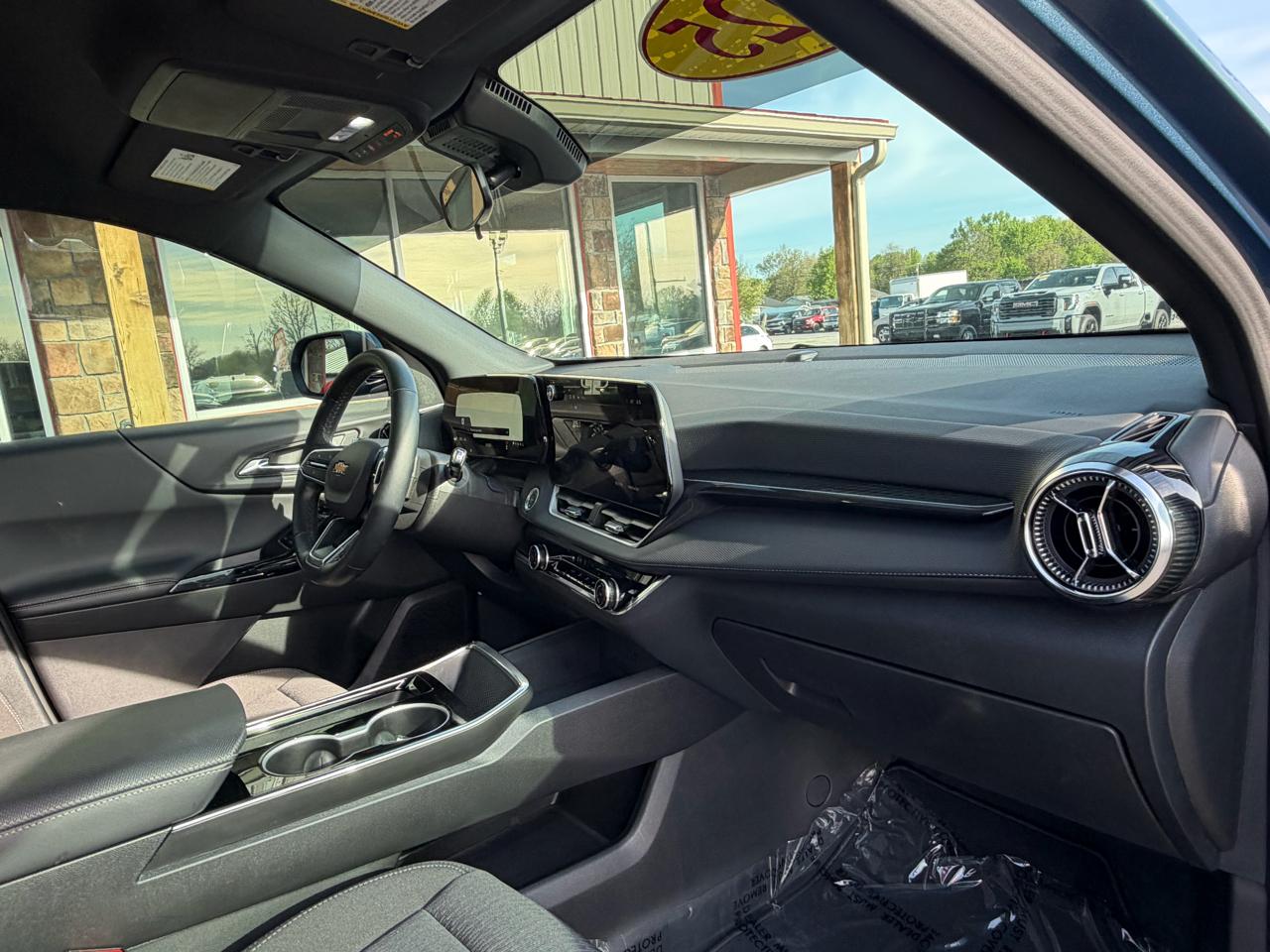 Chevrolet Equinox FWD 4dr LT w/1LT 2025