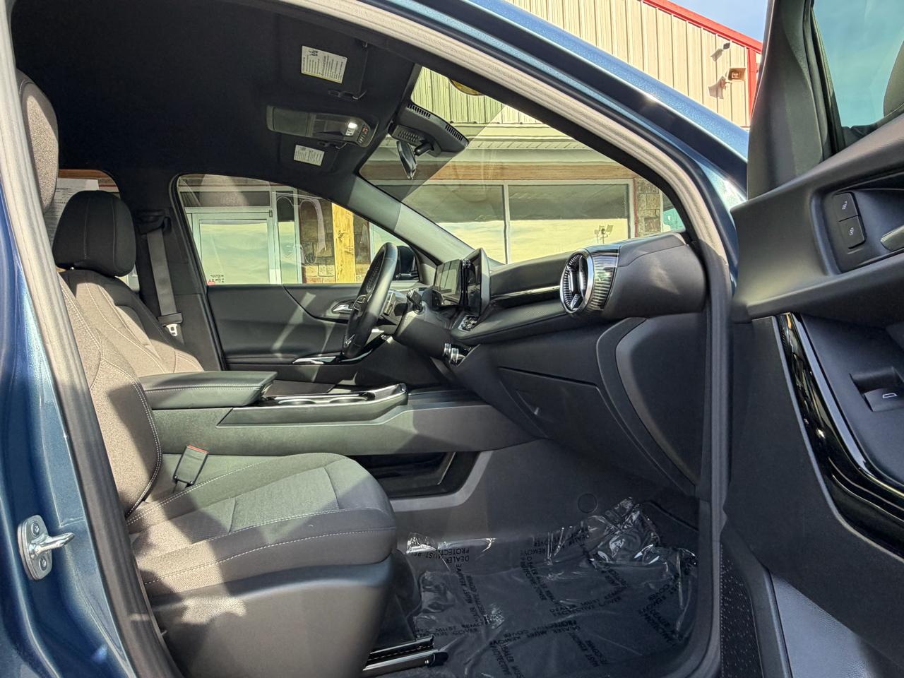 Chevrolet Equinox FWD 4dr LT w/1LT 2025