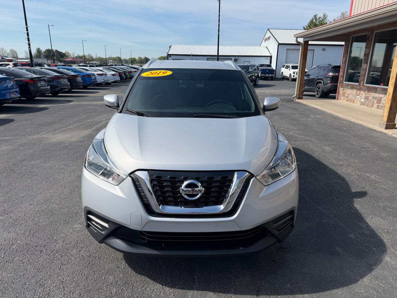 Nissan Kicks SV FWD 2019