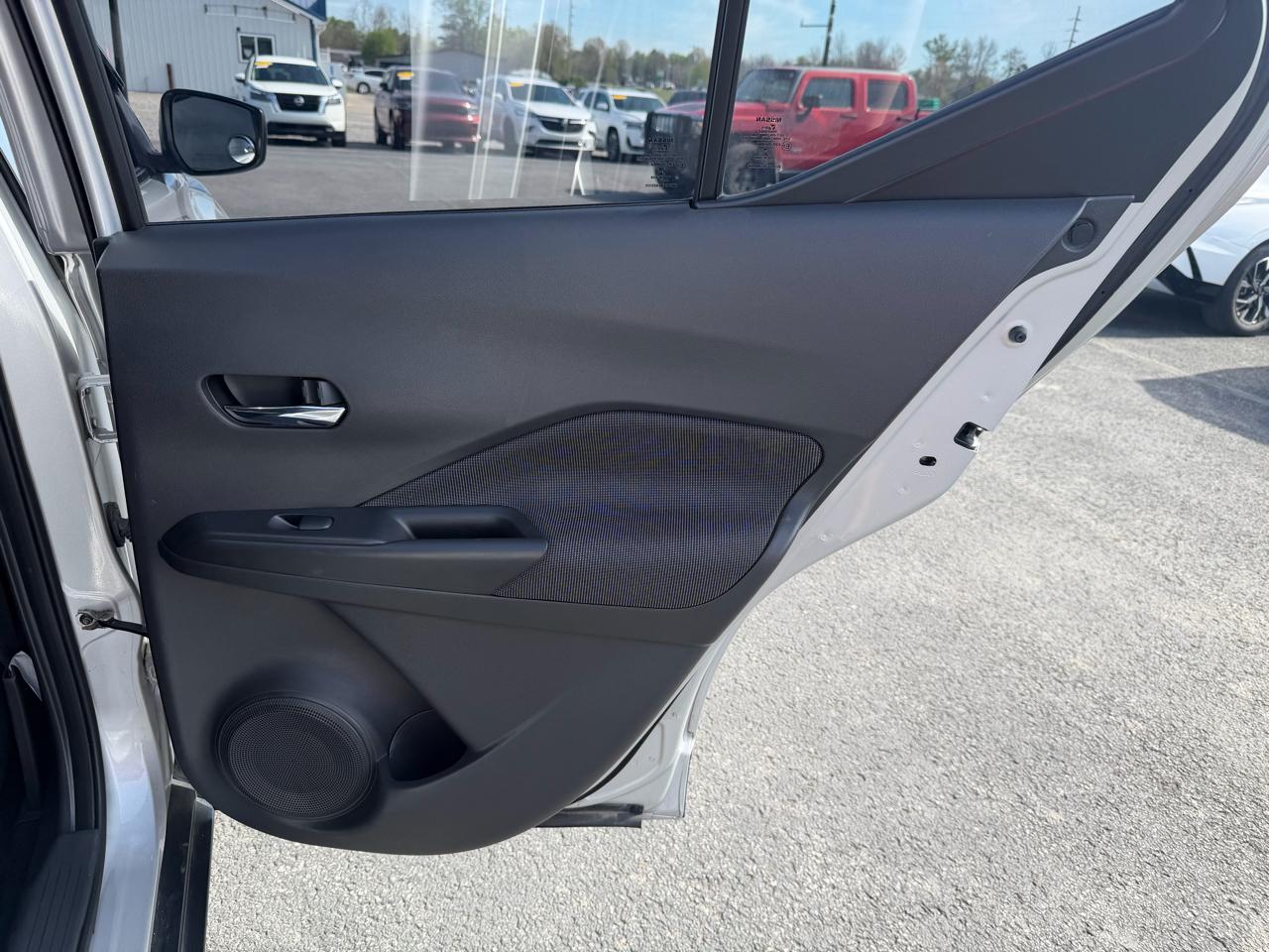 Nissan Kicks SV FWD 2019