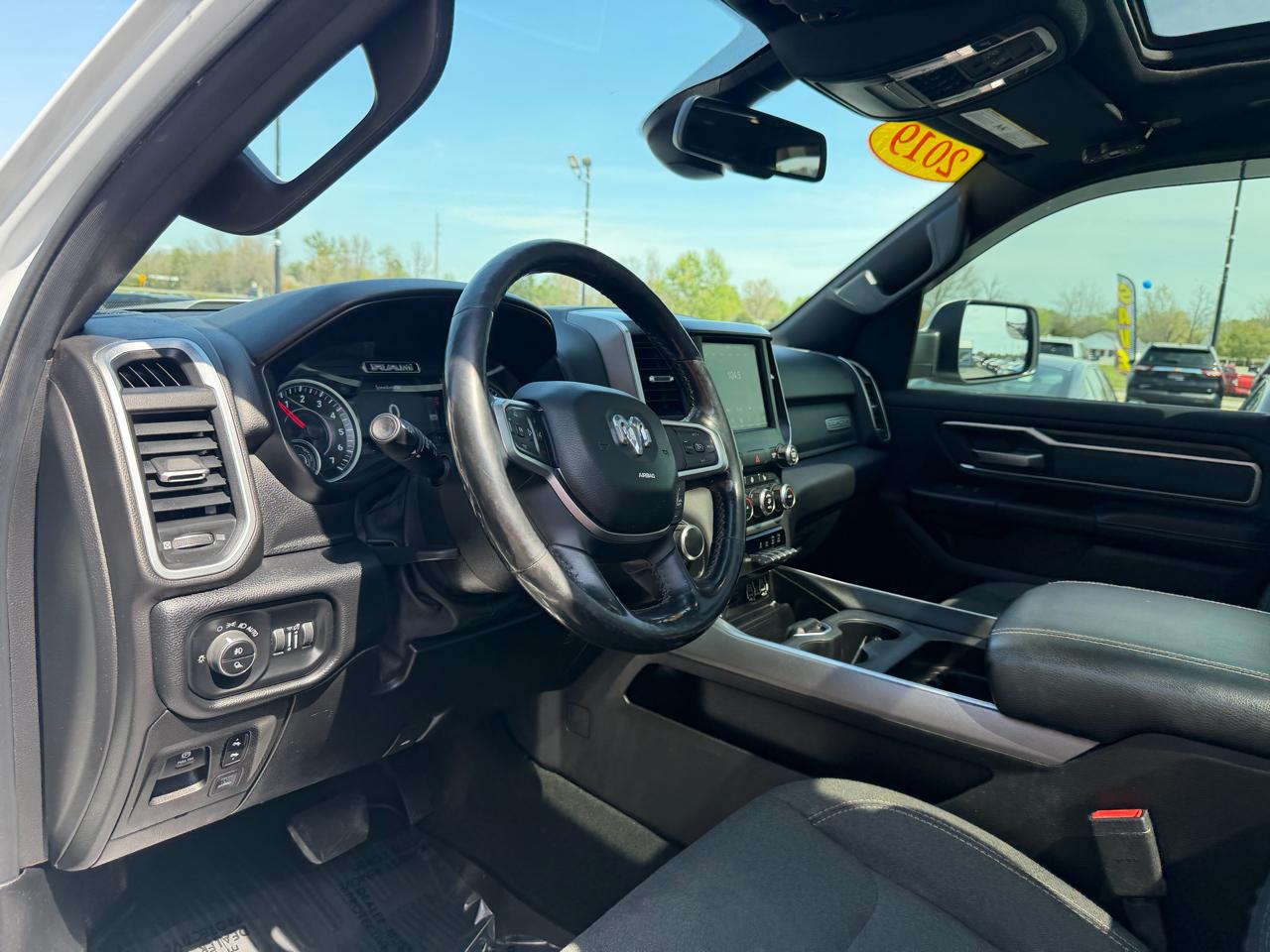 RAM 1500 Big Horn/Lone Star 4x4 Crew Cab 5'7" Box 2019
