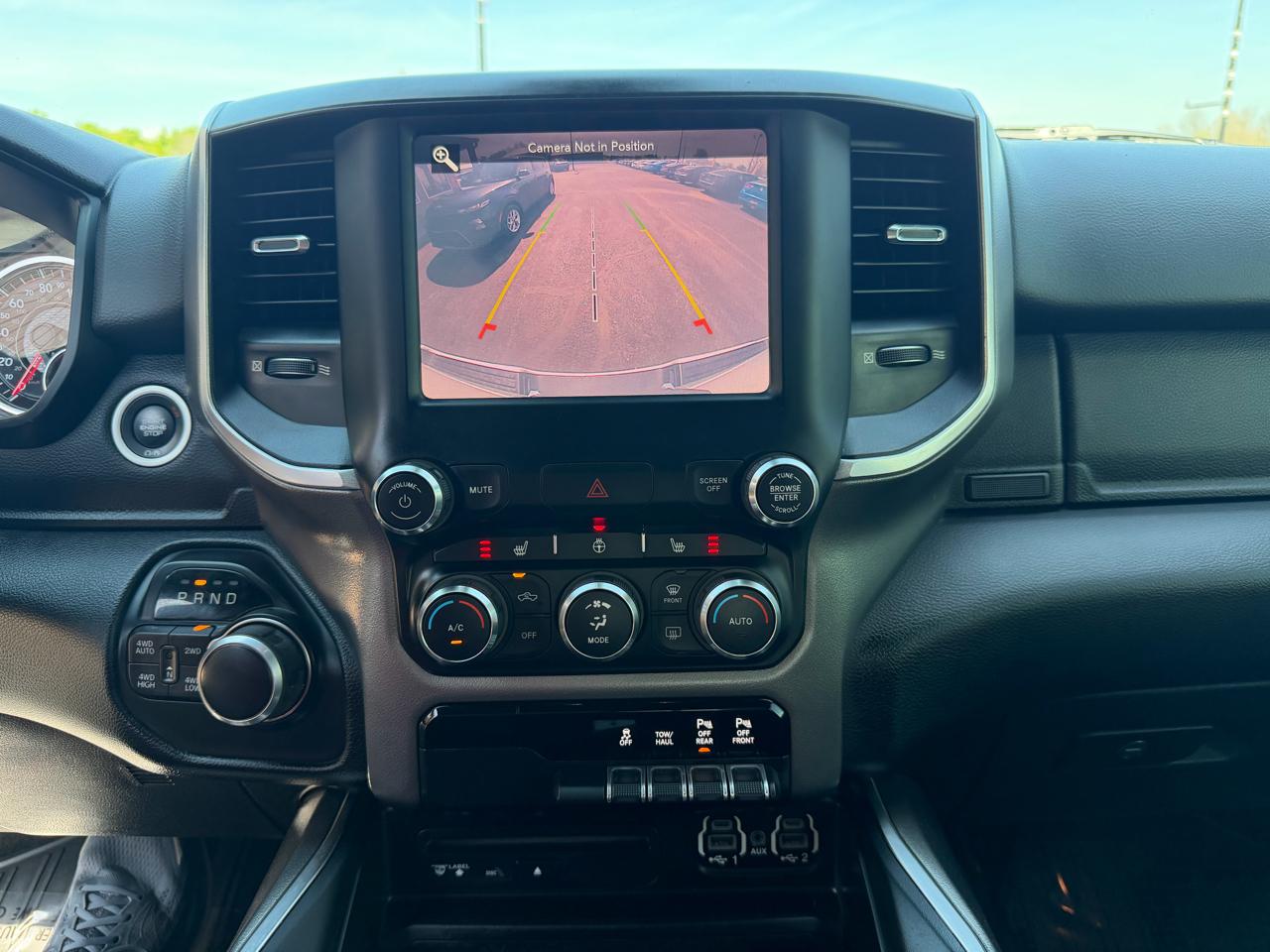 RAM 1500 Big Horn/Lone Star 4x4 Crew Cab 5'7" Box 2019