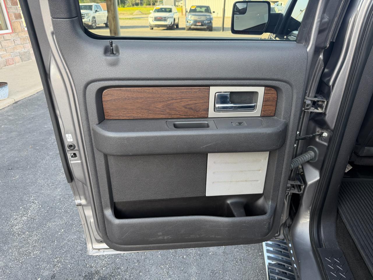 Ford F-150 4WD SuperCrew 139" Lariat 2014