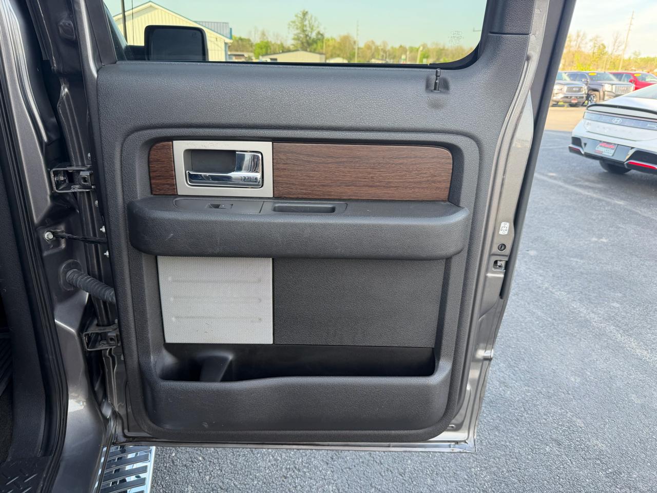 Ford F-150 4WD SuperCrew 139" Lariat 2014