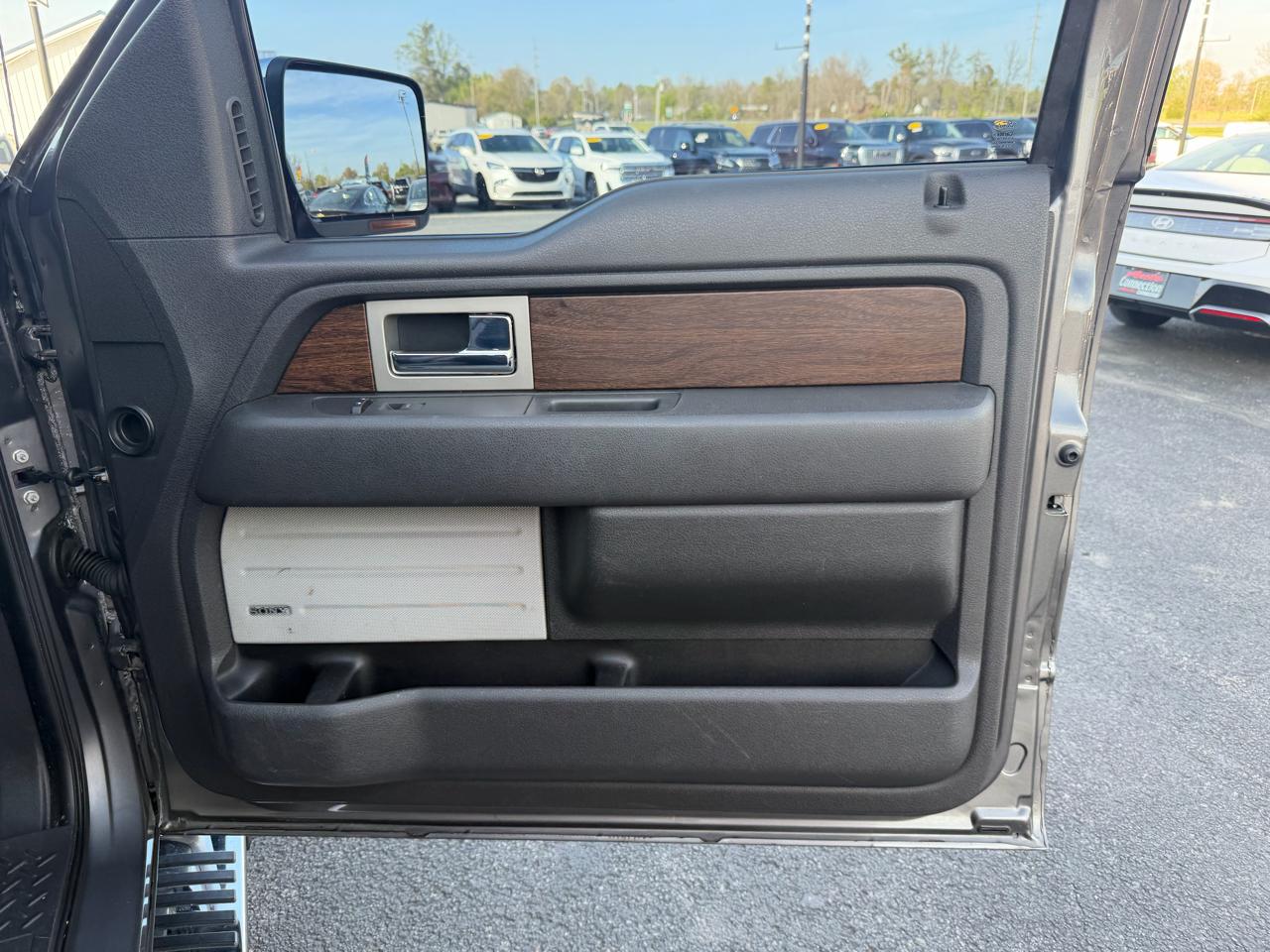 Ford F-150 4WD SuperCrew 139" Lariat 2014