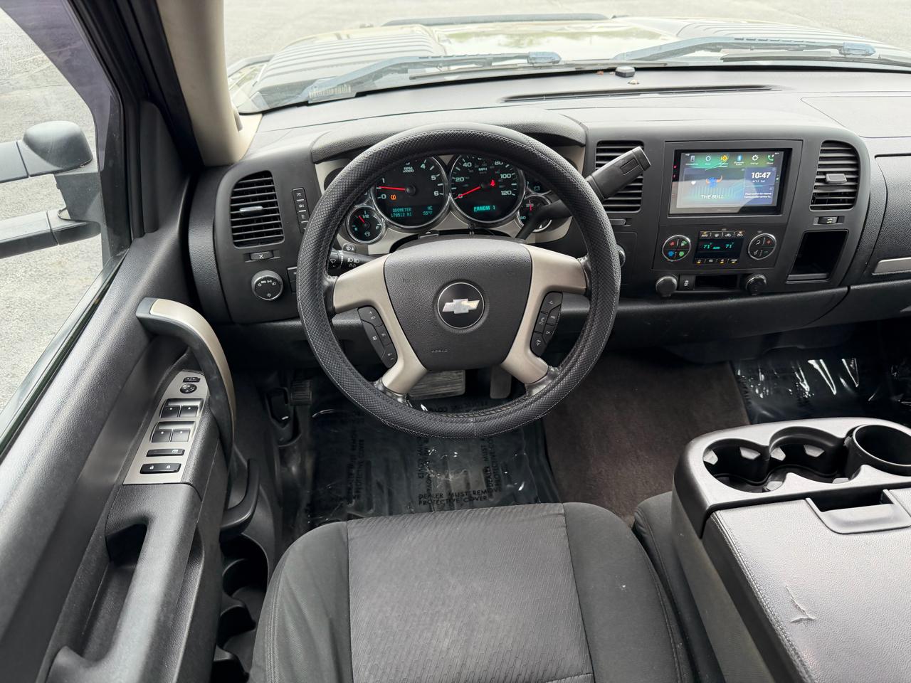 Chevrolet Silverado 2500HD 4WD Crew Cab 153.7" LT 2013