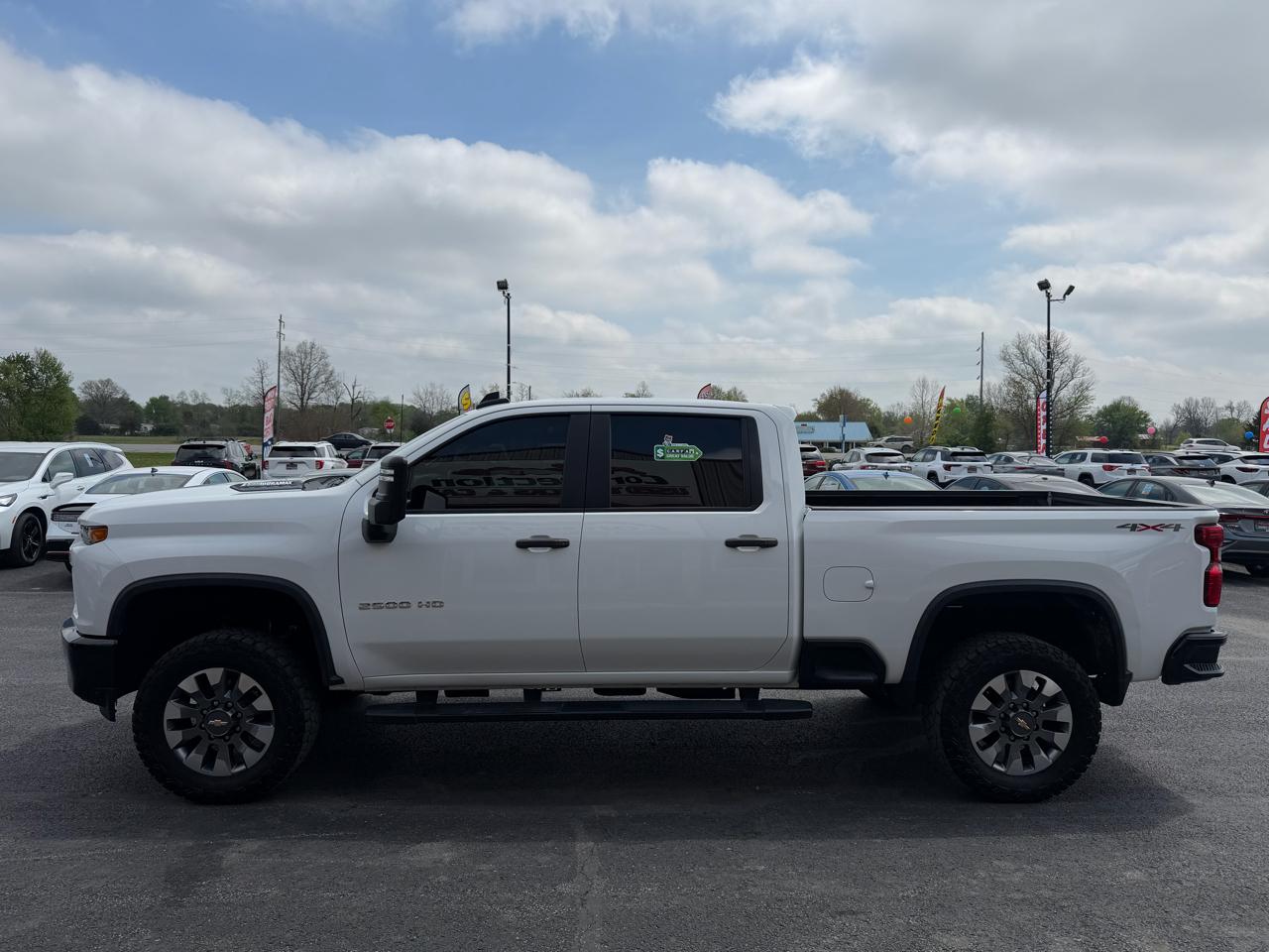 Chevrolet Silverado 2500HD 4WD Crew Cab 159" Custom 2022