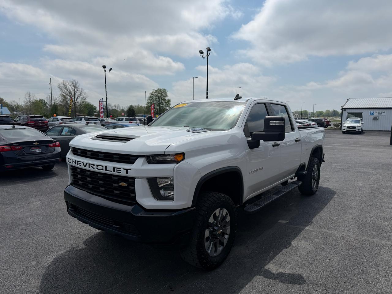 Chevrolet Silverado 2500HD 4WD Crew Cab 159" Custom 2022