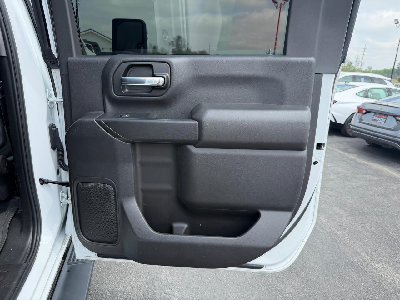 Chevrolet Silverado 2500HD 4WD Crew Cab 159" Custom 2022