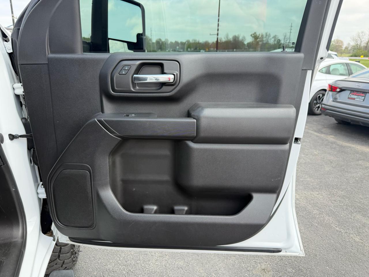 Chevrolet Silverado 2500HD 4WD Crew Cab 159" Custom 2022