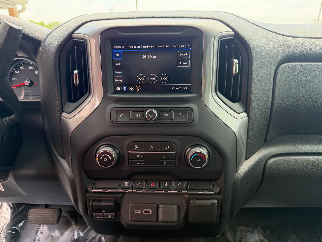 Chevrolet Silverado 2500HD 4WD Crew Cab 159" Custom 2022