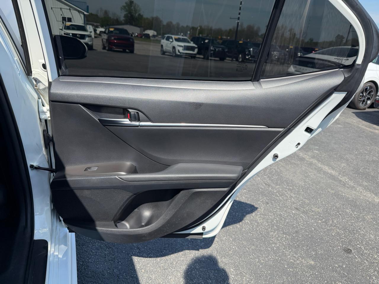 Toyota Camry SE Auto (Natl) 2021