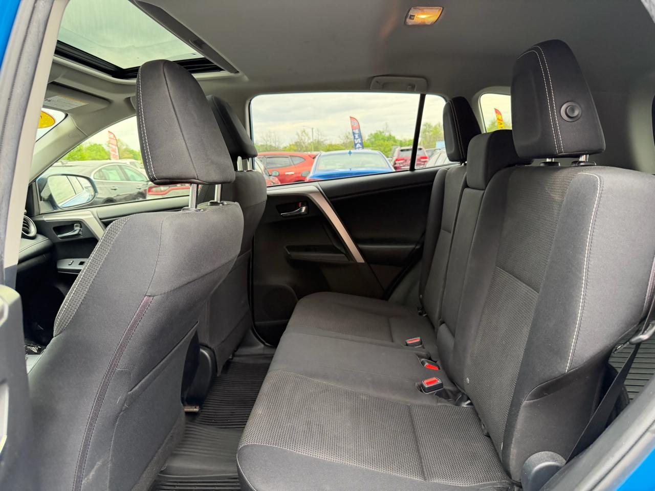 Toyota RAV4 Adventure AWD (Natl) 2018