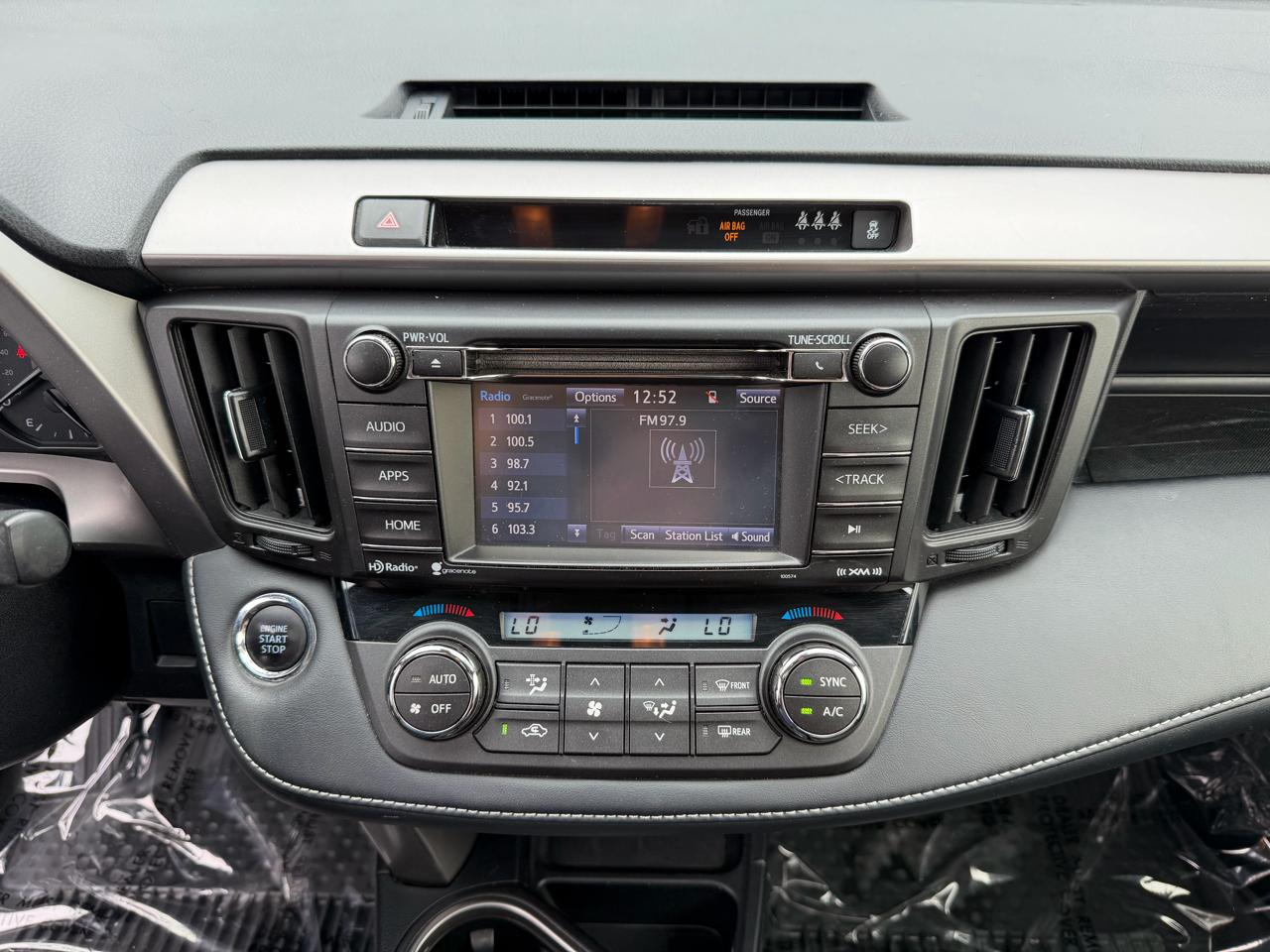 Toyota RAV4 Adventure AWD (Natl) 2018