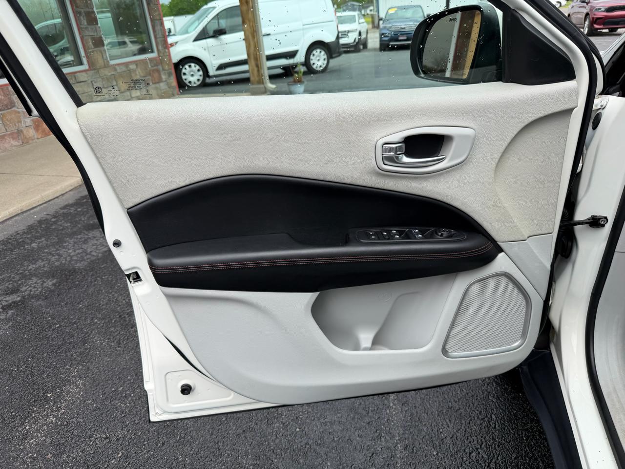 Jeep Compass Limited FWD 2020