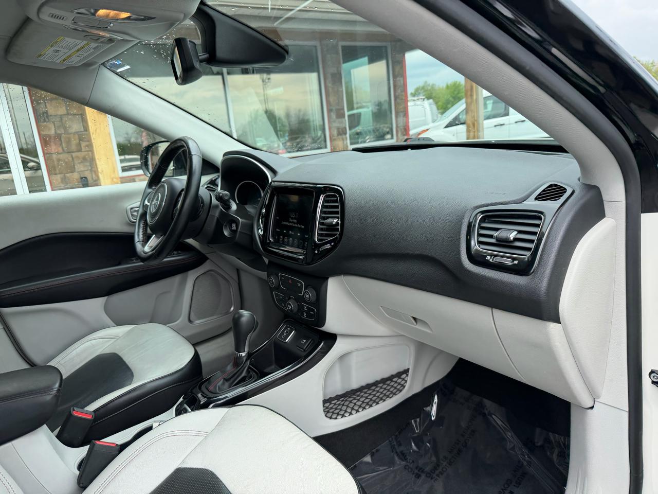 Jeep Compass Limited FWD 2020