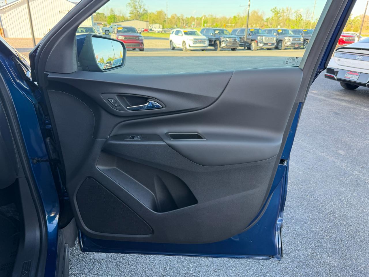 Chevrolet Equinox FWD 4dr LT w/2FL 2023