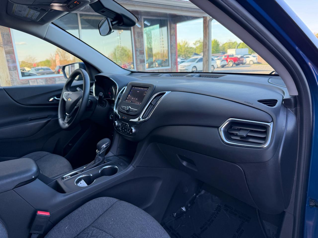 Chevrolet Equinox FWD 4dr LT w/2FL 2023