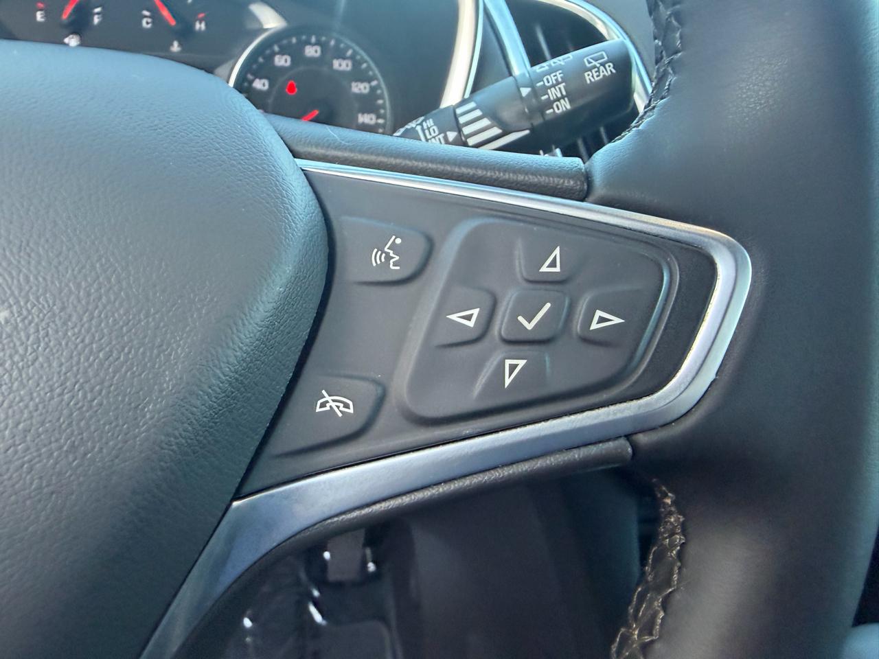 Chevrolet Equinox FWD 4dr LT w/2FL 2023